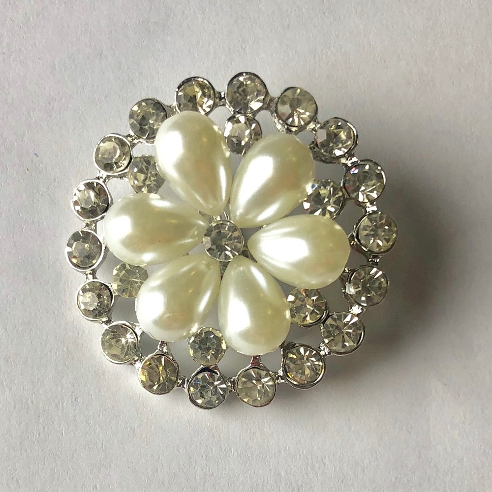 pearl silver brooch